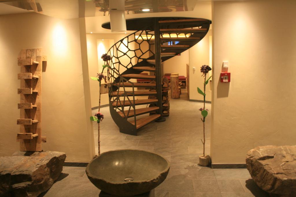 Logis Gourmet & Relax Hotel De La Sure Esch-sur-Sûre Dış mekan fotoğraf