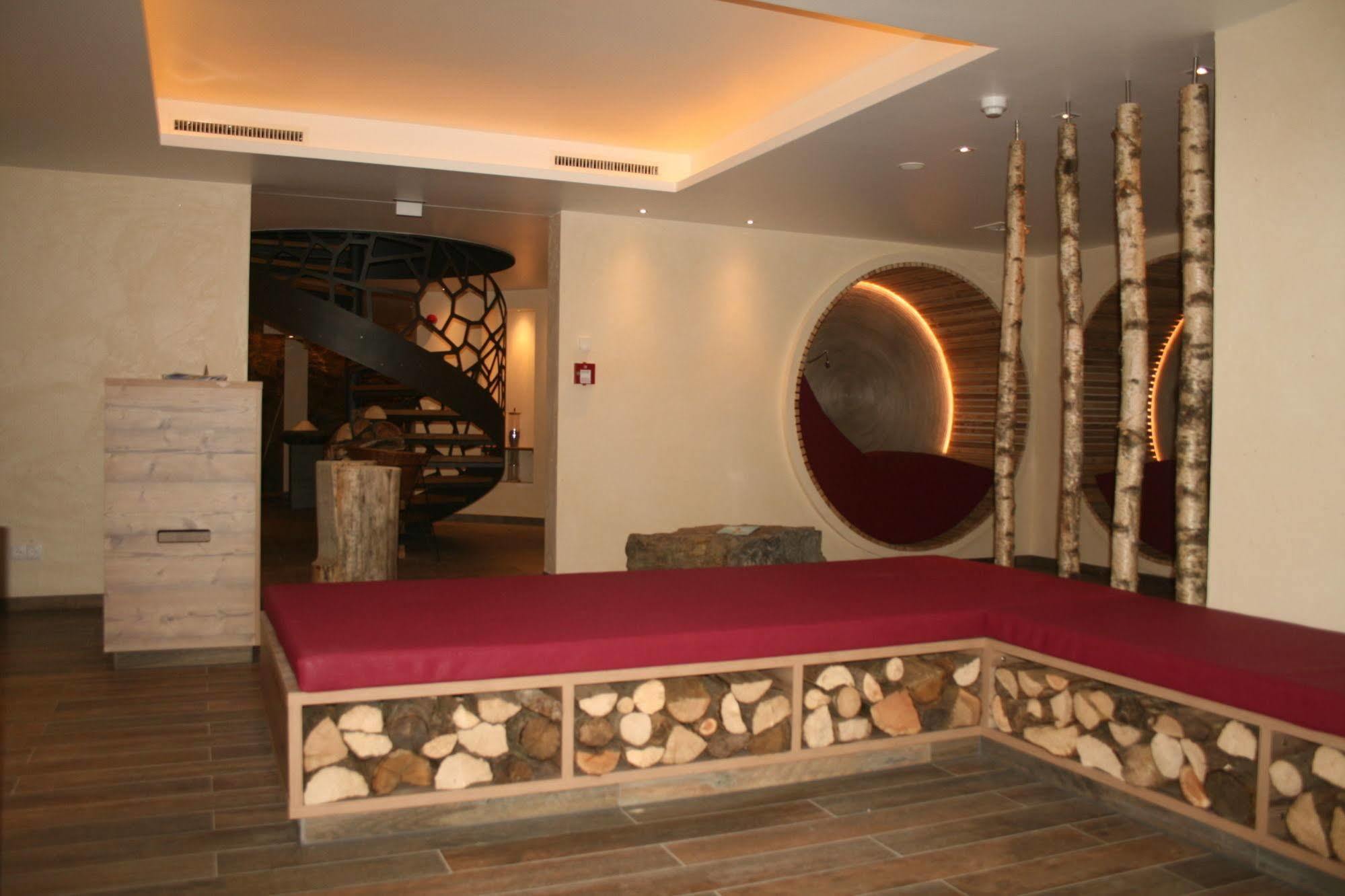 Logis Gourmet & Relax Hotel De La Sure Esch-sur-Sûre Dış mekan fotoğraf