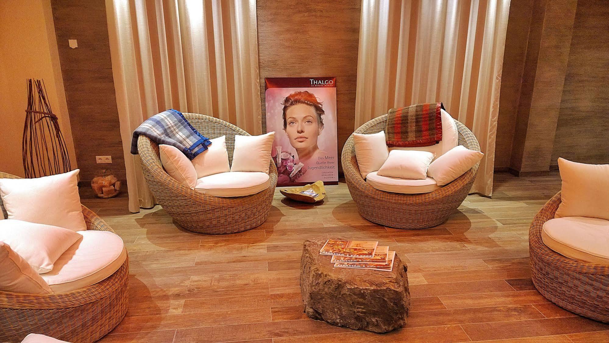 Logis Gourmet & Relax Hotel De La Sure Esch-sur-Sûre Dış mekan fotoğraf